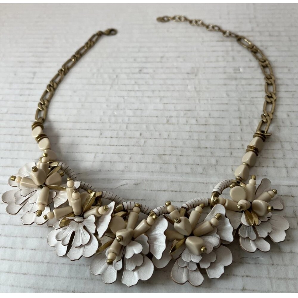 Stella & Dot Floral Statement Necklace Cream Gold Wedding Bib Necklace - Picture 2 of 14